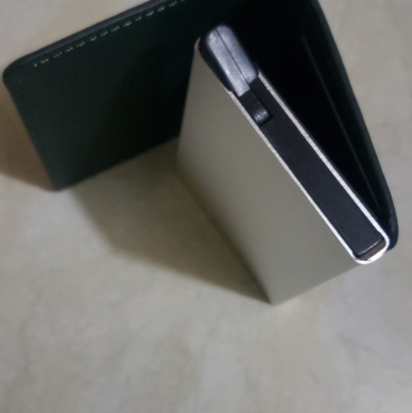Leather Aluminium Credit Card Holder - Picture 2 of 4